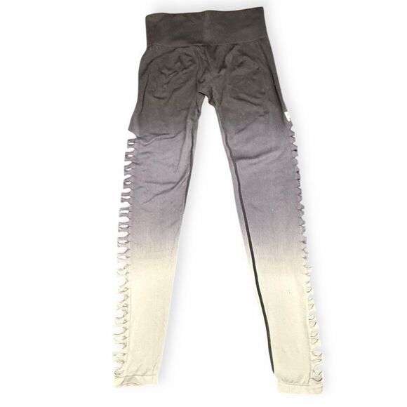 PINK VICTORIA’S SECRET Women’s Black to Gray Ombre Lace-Up Cool & Comfy Legging - Picture 1 of 6